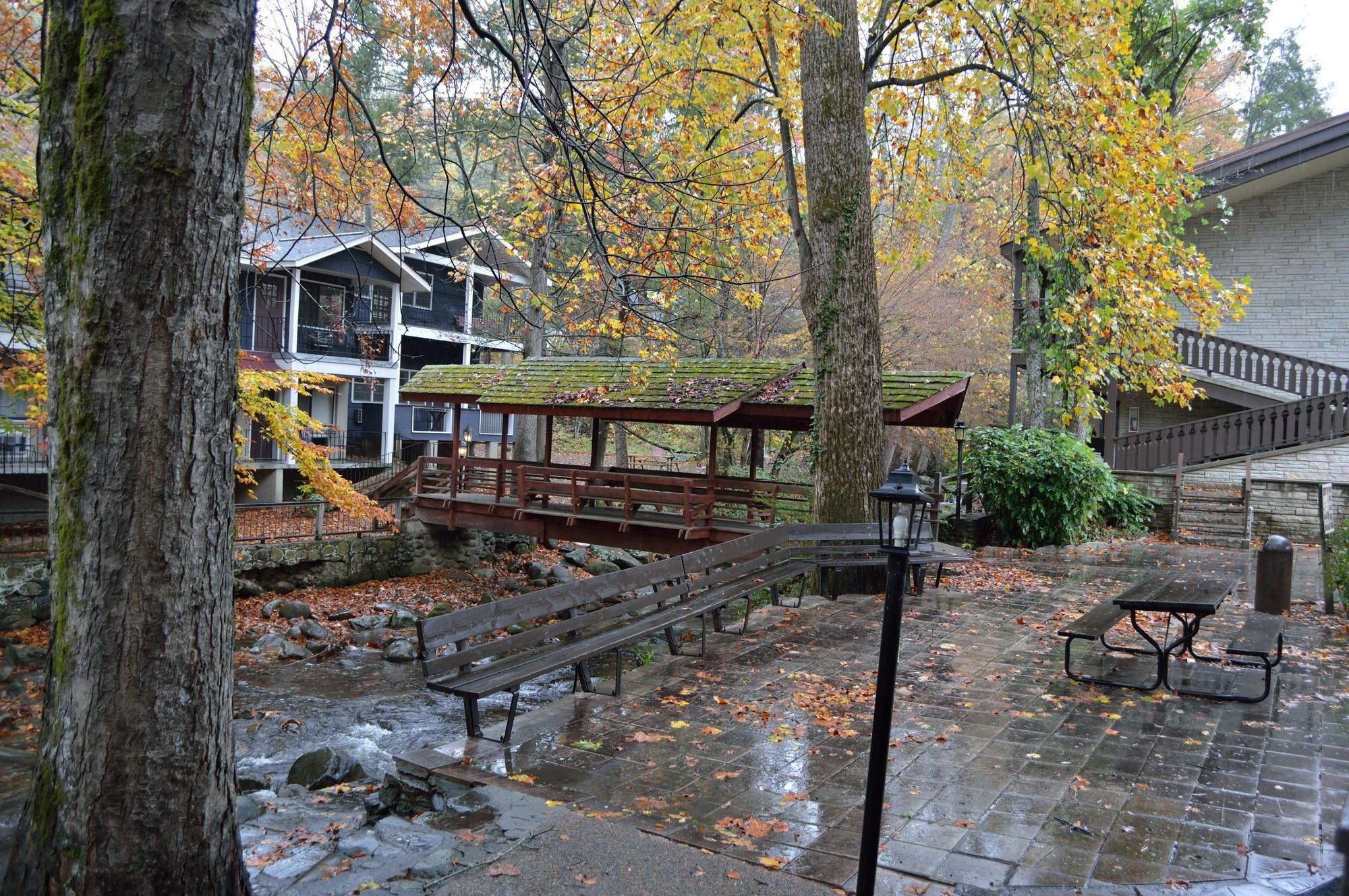 Brookside Lodge Гатлинбург Экстерьер фото